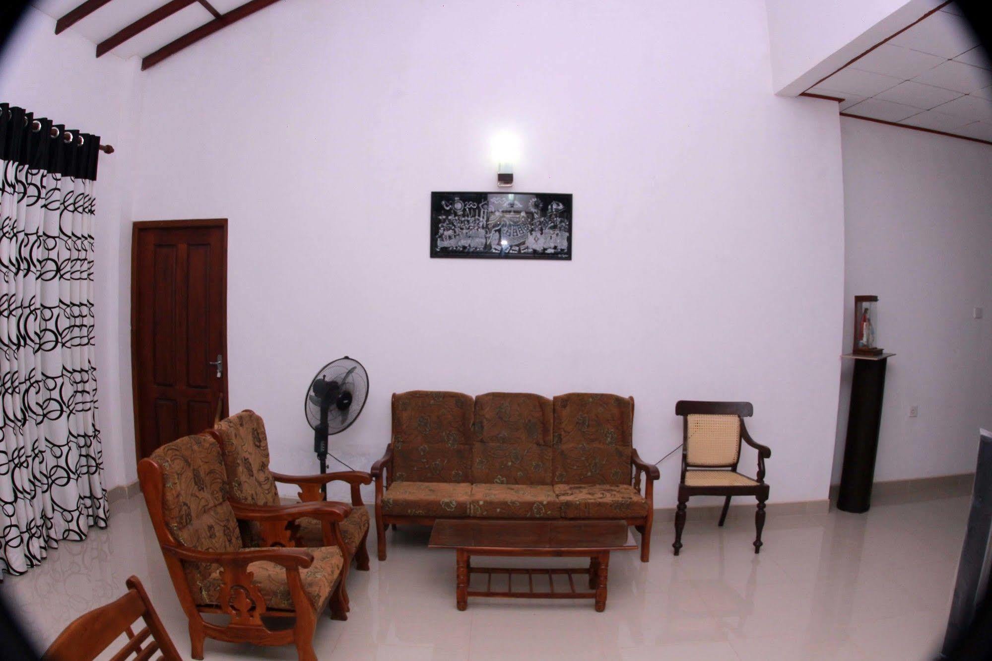 The Hermitage Negombo Kurana Katunayaka Екстериор снимка